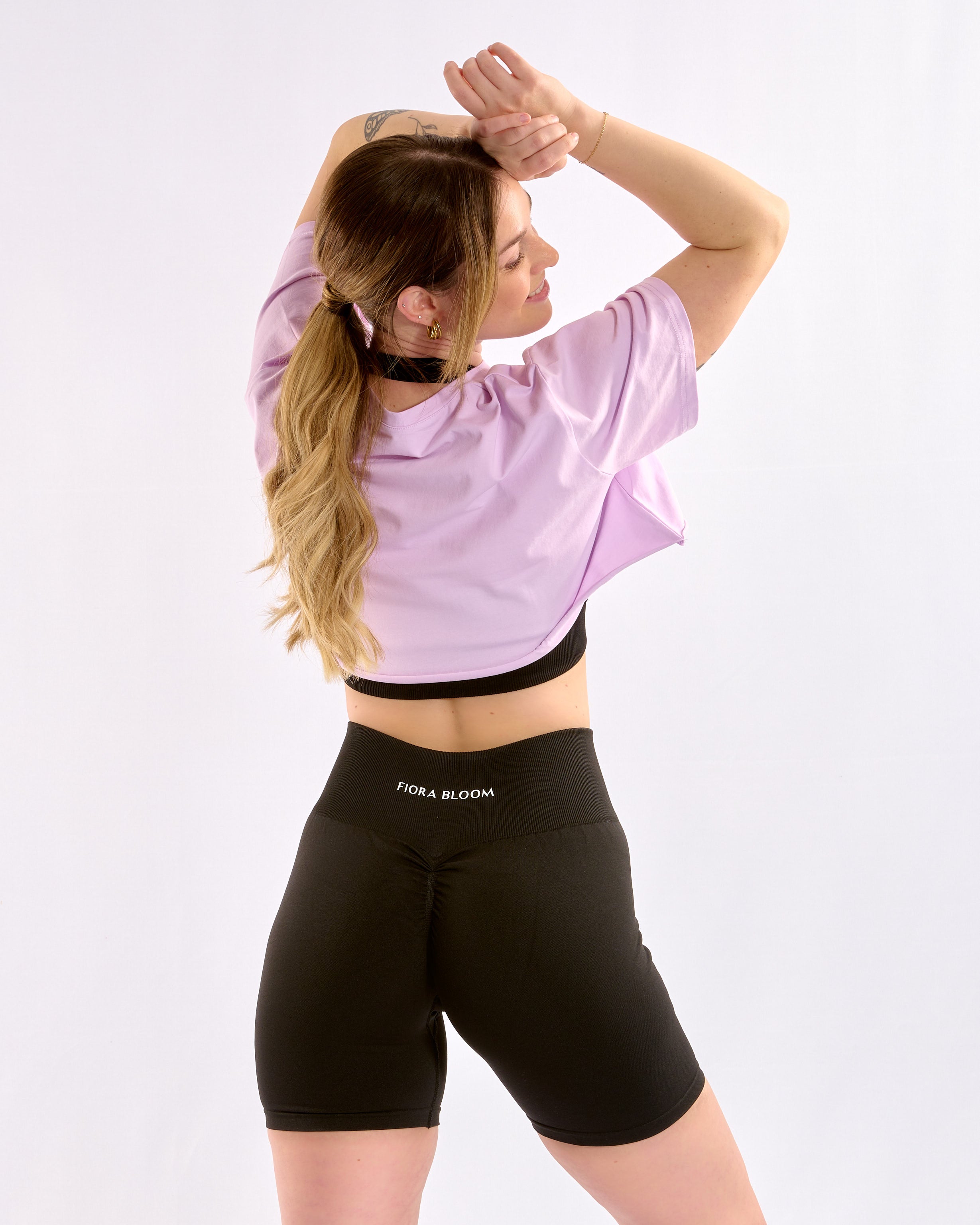 Seamless Scrunch Shorts Schwarz